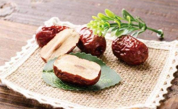 你知道嗎？紅棗中含有孕媽需要的葉酸，但不是所有孕媽都適合吃