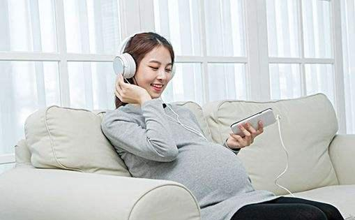 受過胎教的寶寶和普通寶寶有什么不同？專家說體現在這5方面